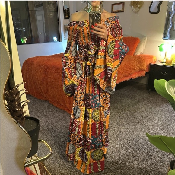 VTG African Star Bohemian Maxi Dress Off The Shoulder Oversized Flared Sleeve OS - Picture 2 of 15